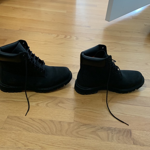 Never worn all black timberland boots. - Picture 2 of 4